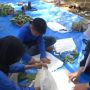 Puluhan Anak dI Padang Ngabuburit Sambil Membatik Ecoprint