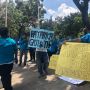 Dari Gaji hingga THR Belum Dibayarkan, Puluhan Pengemudi KopajaTrans Unjuk Rasa di Balai Kota DKI