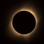 Sudah Mulai Tampak, Begini Cara Melihat Gerhana Matahari Hibrida agar Mata Tetap Aman