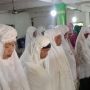 Rayakan Idul Fitri Hari Ini, Jamaah Tarekat Naqsabandiyah di Kota Padang Gelar Salat Id