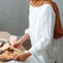 Baju Putih Kena Kuah Rendang? Ini 5 Cara Ampuh Hilangkan Noda Membandel saat Lebaran