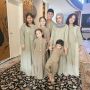 5 Warna Ini Bakal Jadi Tren Baju Lebaran 2025, Masih Ada Sage Green