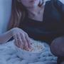 Tips Maraton Nonton Drakor Agar Gak Merusak Mata