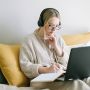 7 Tips Memilih Kursus Online yang Tepat agar Tidak Rugi, Evaluasi Kualitas!