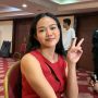 Yura Yunita Santai Pamer Ketiak Gak Mulus Sampai Bekas Jerawat di Wajah, Tanda Punya Self Acceptance Tinggi?