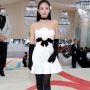 Potret Memukau Jennie Blackpink Saat Debut di Met Gala 2023, Pakai Chanel Vintage 1990