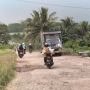 Rusak Parah, Jalan Penghubung Kalianda-Way Panji Diperbaiki 15 Tahun Lalu