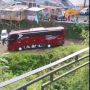Bus Rombongan Peziarah Warga Tangsel Masuk ke Jurang di Guci Tegal
