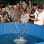 Sandiaga Uno Hadirkan Program Bantuan Wirausaha Praktis Juragan Lele Lalap di Desa Rawapanjang