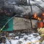 Pabrik Cat Tua di Jakarta Utara Terbakar, 35 Unit Pemadam Beraksi