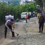 Cara Warga Lembang Sentil Pemerintah karena Jalan Rusak, Hengky Kurniawan: Mohon Sabar!