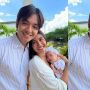 7 Potret Shenina Cinnamon Momong Anak Bareng Angga Yunanda, Udah Cocok jadi Mama Papa!