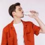 Pentingnya Minum Air Putih bagi Kesehatan, Ini 4 Manfaatnya bagi Ginjal
