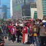 Warga Padati Area Bundaran HI Sambut Arak-arakan Timnas U-22, Lalin Macet