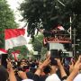 Perbedaan Kontras Arak-arakan SEA Games 2023: Timnas Indonesia Naik TransJakarta, Cabor Lain Diangkut Bandros