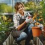 Mau Jadi 'Plant Parent' Sukses? Ini 10 Senjata Wajib Punya Biar Tanamannya Gak Mati Terus