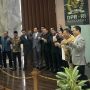 Minus PDIP, Delapan Fraksi DPR Kompak Bergandengan: "Sistem Pemilu Terbuka Yes, Tertutup No!"