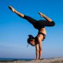 10 Manfaat Luar Biasa dari Terapi Yoga untuk Kesehatan yang Harus Kamu Coba