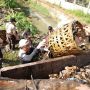 Mengatasi Ancaman Banjir: Jefridin dan Pramuka Bersihkan Parit di Batam
