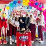 Cosplay Anak SD, Ayu Ting Ting Pakai Gelang Rp53 Juta di Ulang Tahun Ayah Rozak