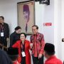 Genggaman Erat Penepis Isu Keretakan Mega-Jokowi