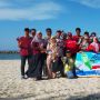 Peringati Hari Laut Sedunia, Wahana Honda Gelar Acara Bersih Sampah Pulau Untung Jawa dan Jalan-jalan Kampung Wisata