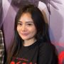Cerai dari Suami, Mawar AFI Tunjukkan Kemandirian Jadi Kuli Bangunan Dadakan