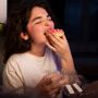 Sering Merasakan Lapar di Tengah Malam? Coba Lakukan 5 Tips Berikut Ini