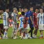 Cerita Suporter yang Masuk ke Lapangan Usai Timnas Indonesia vs Argentina hingga Berhasil Foto Bareng Garnacho
