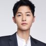 Tunjukkan Interaksi dengan Yuta NCT dan BamBam GOT7, Song Joong Ki Dihujat