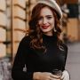 5 Cara Menarik Perhatian Wanita Zodiak Taurus, Jadilah Setia dan Murah Hati