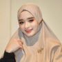 Inara Rusli Menangkan Penghargaan Kategori Kehidupan Tersilet, Bikin Warganet Ngeleg: Diselingkuhin Dapet Piala
