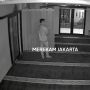 Terekam CCTV, Maling Kotak Amal Ngumpet di Pembatas Saf Musala: Matinya Diterima Gak Tuh Orang?