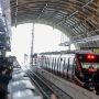 Rumah dan Tanah di Sekitar LRT dan MRT Jakarta Laris Manis, Permintaan Meroket!