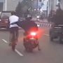 Detik-Detik Pesepeda Dijambret di Jalan Protokol Sudirman: Palembang Kok Terasa Gak Aman