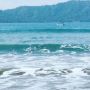 Daya Tarik Pantai Rajegwesi, Saksikan Panorama Birunya Air Laut yang Indah