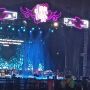 Penonton Java Pop Festival Tetap Antusias Meski Diguyur Hujan, Joget Sambil Basah-basahan