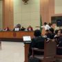 Jaksa dan Pengacara Haris-Fatia Debat Panas di Sidang Lord Luhut, Pengunjung Ada yang Mau Diusir dari Ruangan