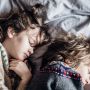Jangan Disepelekan, Ternyata Ini 5 Manfaat Tidur Siang untuk Anak