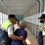 Diciduk Satpol PP di Kawasan Senayan, Pemulung Kepergok Bawa Duit Tunai Rp18 Juta Hasil Ngemis