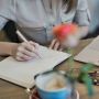 Praktis untuk Dilakukan Kapan Saja, Ini 4 Manfaat Journaling di Pagi Hari