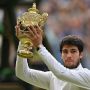 Carlos Alcaraz Juara Wimbledon Usai Kalahkan Novak Djokovic di Final