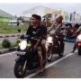 Viral! Pengendara Motor Keciduk Polisi Tanpa Helm, Netizen Salfok Hal Ini