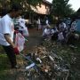 Tingkatkan Kepedulian Pengelolaan Sampah secara Tepat, CCEP Indonesia Gelar Aksi Bersih-Bersih