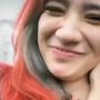 Putri Anne Lepas Hijab, Kini Tampil Cantik dengan Rambut Warna Merah