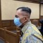 Dituntut Sembilan Tahun Penjara Kasus Gratifikasi dan TPPU, Penasihat Hukum Angin Prayitno Aji Bacakan Pledoi