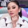 Dewi Perssik Jawab Tuduhan Lakukan KDRT ke Saipul Jamil: Ya Gue Tendang, Lah!