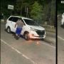 Diduga Asal Ganti Bahlom, Lampu Kabut Mobil Terbakar di Jalan