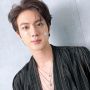 7 Alasan Jin BTS Layak Jadi Menantu Idaman Mertua, Serba Bisa!