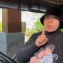 9 Potret Transformasi Melly Goeslaw yang Sukses Turun BB Berkat Operasi Bariatrik